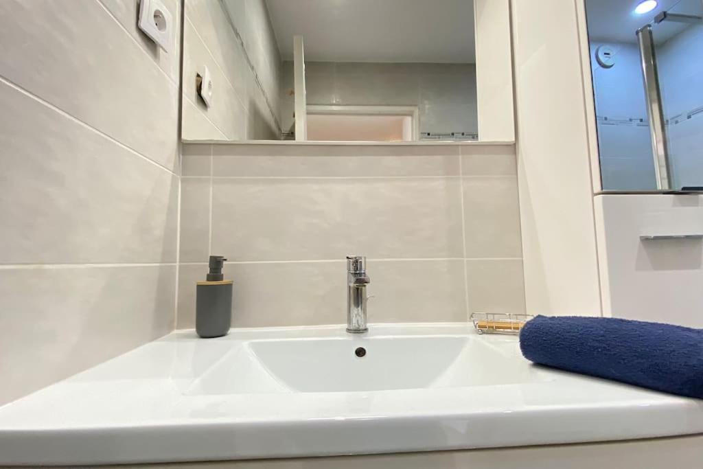 Rabiac - Charming 1 Bedroom With Private Garden アンティーブ エクステリア 写真